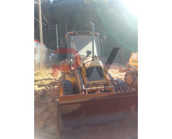 Foto de RETROESCAVADEIRA NEW HOLLAND LB110, NO ESTADO EM QUE SE ENCONTRA.