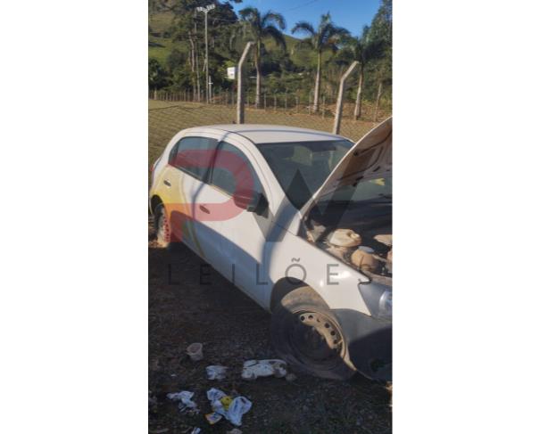 Foto de PAS/AUTOMOVEL VW/GOL TL MB, ALCOOL/GASOLINA, 2014/2015, BRANCA, CHASSI:9BWAA45U8FP021253 , RENAVAM:01008248484 , NO ESTADO EM QUE SE ENCONTRA.