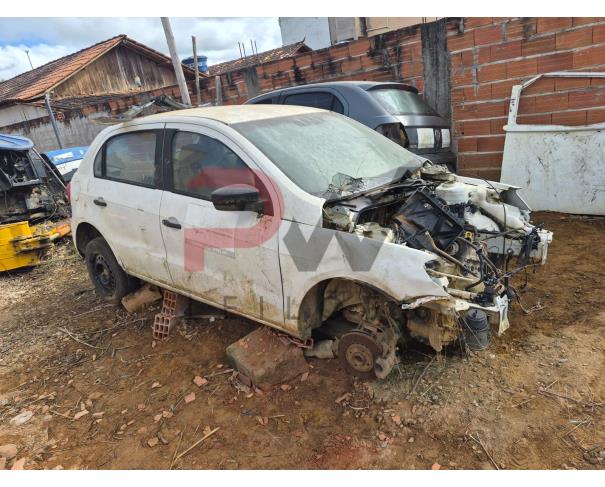Foto de  AUTOMOVEL, VW/NOVO GOL TL MCV, BRANCA, 2016/2017, ALCOOL/GASOLINA, CHASSI: 9BWAG45UXHT035745, RENAVAM: 01095591395, NO ESTADO EM QUE SE ENCONTRA.