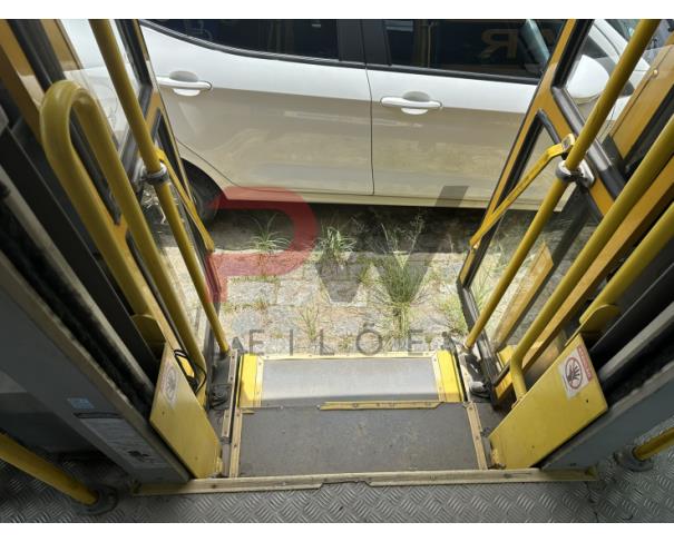 Foto de ONIBUS IVECO/CITYCLASS 70C17, DIESEL, AMARELA, 2014/2014, CHASSI: ...59788, NO ESTADO EM QUE SE ENCONTRAM.