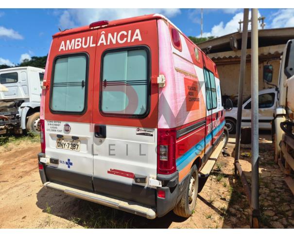 Foto de CAMINHONETE/FURGAO, FIAT/DUCATO MAXICARGO, BRANCA, 2016/2016, DIESEL, RENAVAM: 01123981003, CHASSI: 93W245G3RG2159082, NO ESTADO EM QUE SE ENCONTRA.