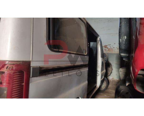 Foto de MICROONIBUS CITROEN/JUMPER M33M 23S, BRANCA, 2013/2014, DIESEL, CHASSI: 935ZBWMMBE2128352, RENAVAM: 00597082227, NO ESTADO EM QUE SE ENCONTRA.