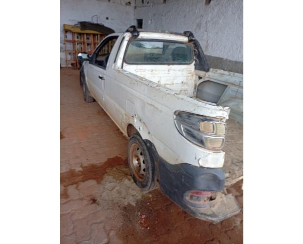 Foto de CAMINHONETE, FIAT/STRADA HD WK CC E, BRANCA, 2020/2020, ALCOOL/GASOLINA, CHASSI: 9BD5781FFLY427820, RENAVAM: 01249273894, NO ESTADO EM QUE SE ENCONTRA.