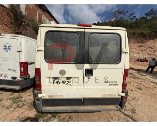 Foto de MICROONIBUS FIAT/DUCATO MINIBUS, DIESEL, 2012/2013, BRANCA, CHASSI: 93W244M24D2108163, RENAVAM: 002645946, NO ESTADO EM QUE SE ENCONTRA.