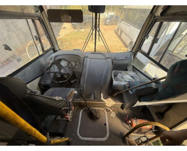 Foto de ONIBUS, M.BENZ/MASC GRANMINI O, BRANCA, 2010/2010, DIESEL, CHASSI: 9BM688277AB705008, RENAVAM: 00219999341, NO ESTADO EM QUE SE ENCONTRA.