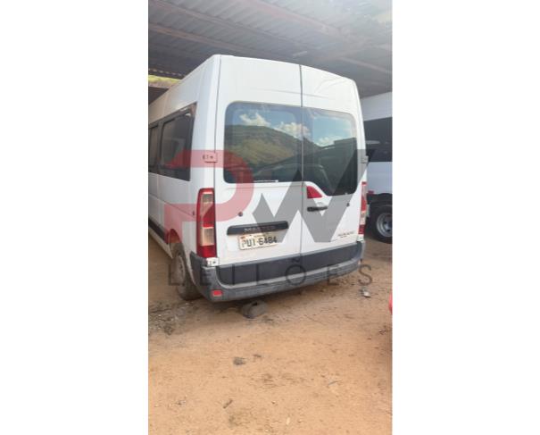 Foto de MICROONIB RENAULT/MASTER EUR STDL2, DIESEL, BRANCA, 2014/2015, CHASSI: 93YVE34MCFJ413974, RENAVAM: 01055147508, NO ESTADO EM QUE SE ENCONTRA.