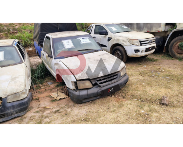 Foto de CARGA / CAMINHONETE GM/S10, 1995/1996, GASOLINA, BRANCA, CHASSI: 9BG124ARTSC901385, RENAVAM: 00640065546, NO ESTADO EM QUE SE ENCONTRA. MOTOR AVARIADO. ESTA SEM AS RODAS E PNEUS.