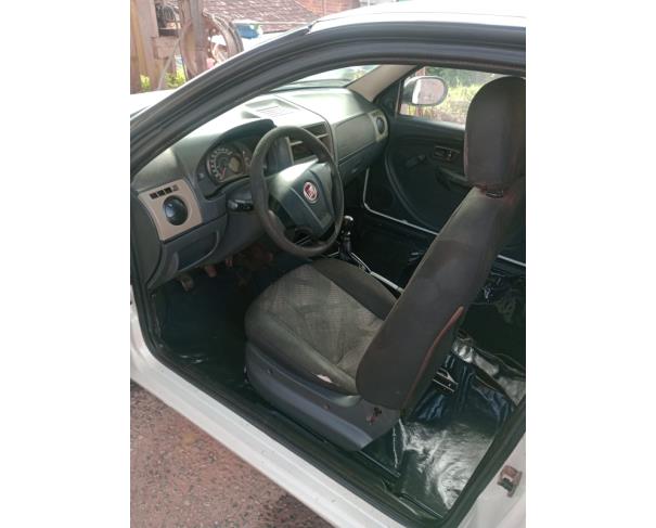 Foto de AUTOMOVEL FIAT/PALIO FIRE, ALCOOL/GASOLINA, BRANCA, 2014/2015, CHASSI: 9BD17102ZF7512668, RENAVAM: 01034167445, NO ESTADO EM QUE SE ENCONTRA. 