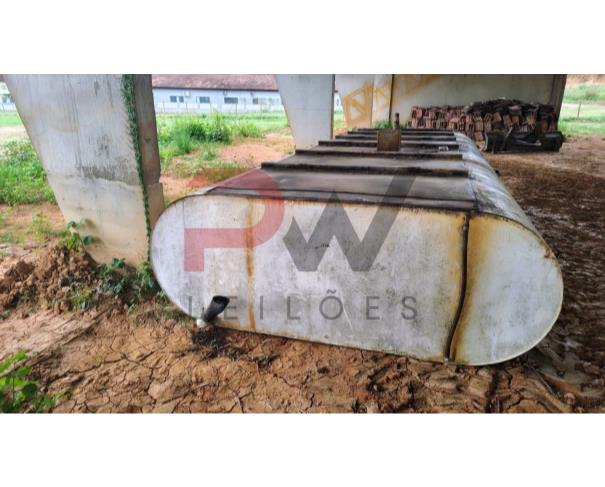 Foto de LOTE CONTENDO 01 TANQUE PIPA PARA CAMINHAO, NO ESTADO EM QUE SE ENCONTRA.