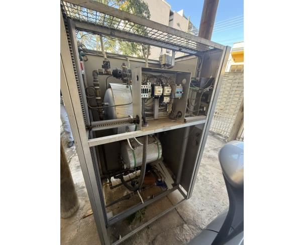 Foto de LOTE CONTENDO AUTOCLAVE, NO ESTADO EM QUE SE ENCONTRA.