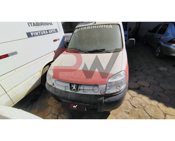 Foto de CAMINHONE I/PEUGEOT PART GREENCAR, 2018/2019, ALC/GASOL, BRANCA, CHASSI: 8AEGCNFN8KG503957, RENAVAM: 01234788419, NO ESTADO EM QUE SE ENCONTRA.