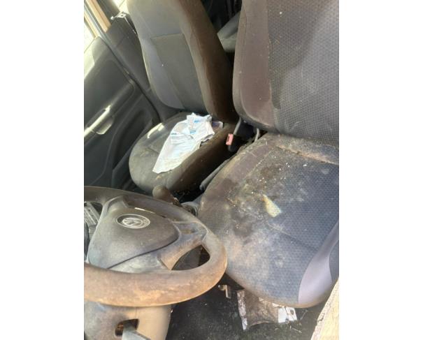 Foto de AUTOMOVEL, VW/NOVO GOL TL MCV, BRANCA, 2017/2018, ALCOOL/GASOLINA, CHASSI: 9BWAG45U7JP014205, RENAVAM: 01121991316.