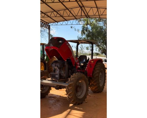Foto de TRATOR MASSEY FERGUSON 4283, COR VERMELHA, ANO 2012, NO ESTADO EM QUE SE ENCONTRA.