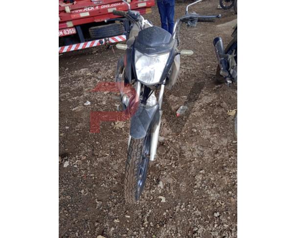 Foto de PASSAGEIRO / HONDA / CG 160 FAN / Placa: QNQ9870 / UF: MG / Município: Governador Valadares / Ano fabricação: 2017 / Ano modelo: 2017 / Cor: PRETA / Chassi: 9C2KC2200JR118704 / Motor: KC22E0J118711 /RENAVAM: 01140436080, NO ESTADO EM QUE SE ENCONTRA.