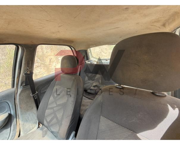 Foto de AUTOMOVEL FIAT/PALIO FIRE, ALCOOL/GASOLINA, 2016/2016, BRANCA, CHASSI: 9BD17122ZG7591921, RENAVAM: 01102445875, NO ESTADO EM QUE SE ENCONTRA.