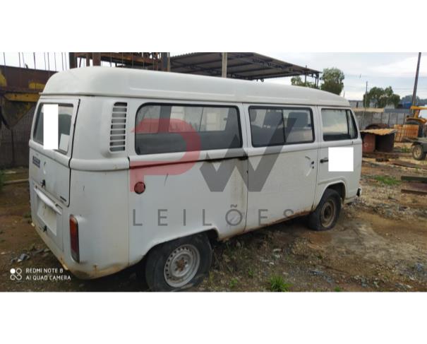 Foto de MISTO / CAMIONETA VW/KOMBI, 2007/2008, BRANCA, ALC/GASOL, PLACA LPA-3C97, CHASSI: 9BWGF07XX8P001777, RENAVAM: 00925189464, NO ESTADO EM QUE SE ENCONTRA.