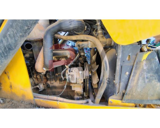 Foto de RETRO ESCAVADEIRA JCB, AMARELA, SERIE: S1N028410, CHASSI: 9B9214T74DBDT4189, NO ESTADO EM QUE SE ENCONTRA.