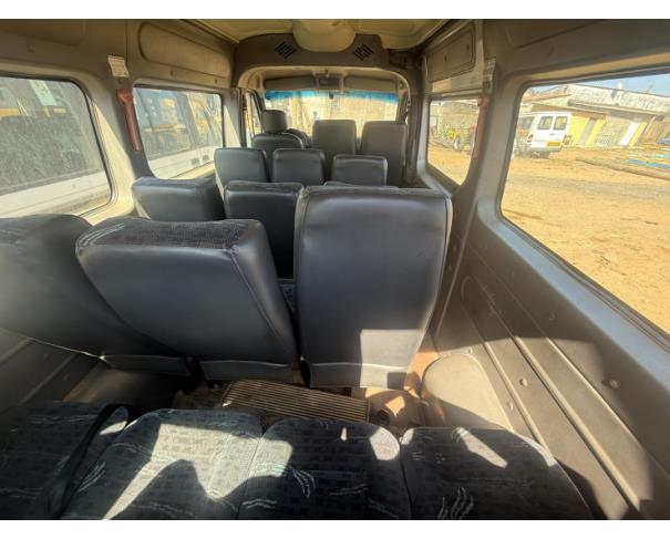 Foto de MICROONIBUS, RENAULT/MASTER TVAN, PRATA, 2018/2019, DIESEL, CHASSI: 93YMAFEXCKJ527982, RENAVAM: 01163348110, NO ESTADO EM QUE SE ENCONTRA.