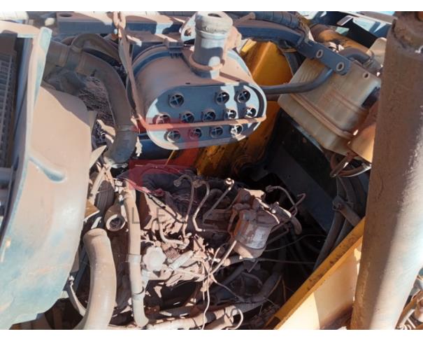 Foto de RETROESCAVADEIRA JCB, 4X4, ANO 2012,NUMEROS DE PLAQUETA 9B9214T74DBDT4524 - *S1N028445* - 441/00760/12/106587 – JCB2132524JCB – 448/57470/12/72425 – 450/44800/07/15113 – 03/2200, NO ESTADO EM QUE SE ENCONTRA. 