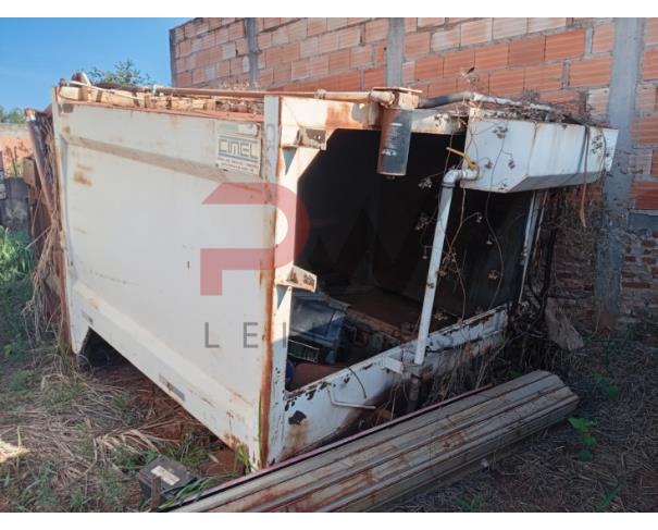 Foto de LOTE CONTENDO COMPACTADOR DE LIXO, MARCA CIMEL, CAMINHÃO ¾, ANO 2008, NO ESTADO EM QUE SE ENCONTRA.