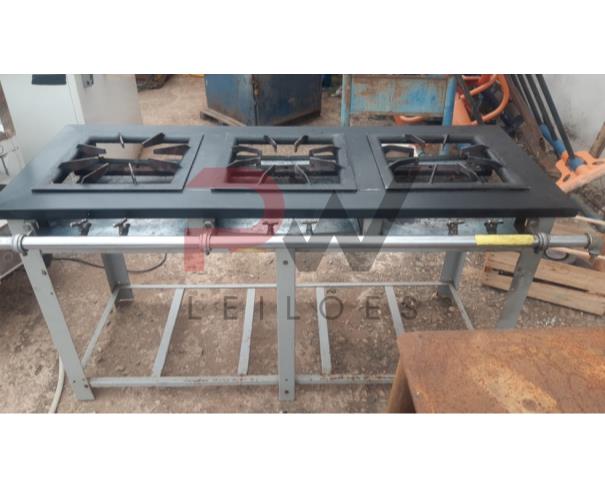 Foto de LOTE CONTENDO CADEIRAS, FOGÃO DE 04 BOCAS, AR CONDICIONADO, CONGELADOR 500LTS, PURIFICADOR, CARRINHO DE PIPOCA, FOGÃO INDUSTRIAL, NO ESTADO EM QUE SE ENCONTRAM.