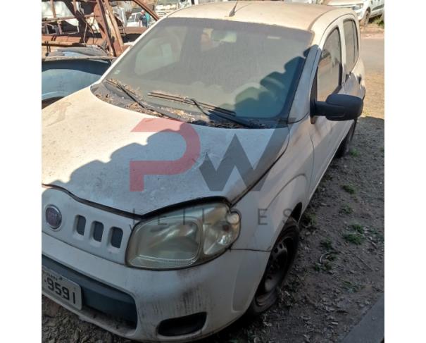 Foto de PASSAGEIRO / AUTOMOVEL FIAT/UNO VIVACE 1.0, 2014/2014, ALC/GASOL, BRANCA, CHASSI: 9BD195152E0554456, RENAVAM: 00997098490, NO ESTADO EM QUE SE ENCONTRA. MOTOR AVARIADO.