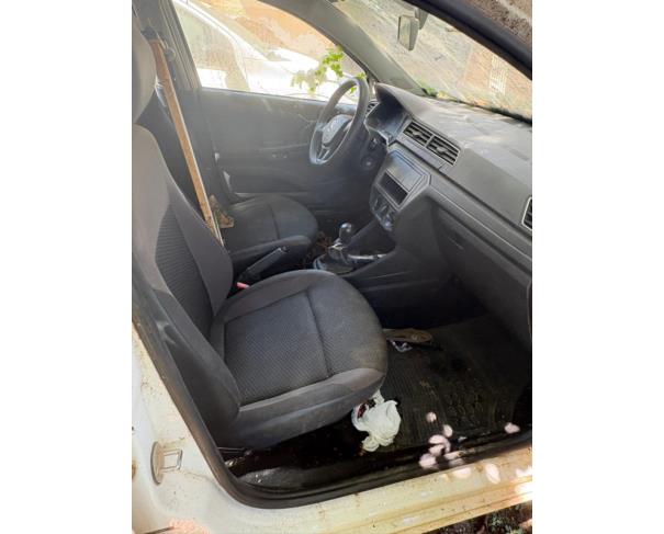 Foto de AUTOMOVEL, VW/GOL MPI, BRANCA, 2022/2023, ALCOOL/GASOLINA, CHASSI: 9BWAG45UXPT029281, RENAVAM: 01321854401.