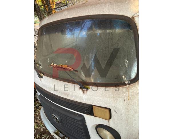 Foto de CAMIONETA VW/KOMBI, ALCOOL/GASOLINA, BRANCA, 2007/2007, CHASSI: ...10077, NO ESTADO EM QUE SE ENCONTRA. 
