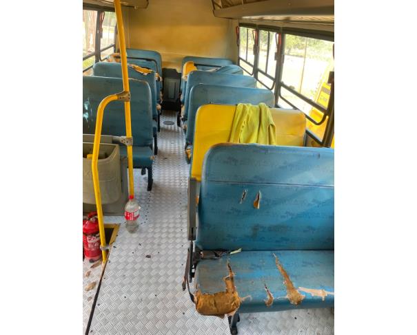 Foto de ONIBUS, MPOLO/VOLARE V8L 4X4 EO, AMARELA, 2012/2013, DIESEL, CHASSI: 93PB58M1MDC045018, RENAVAM: 00525038531, NO ESTADO EM QUE SE ENCONTRA.