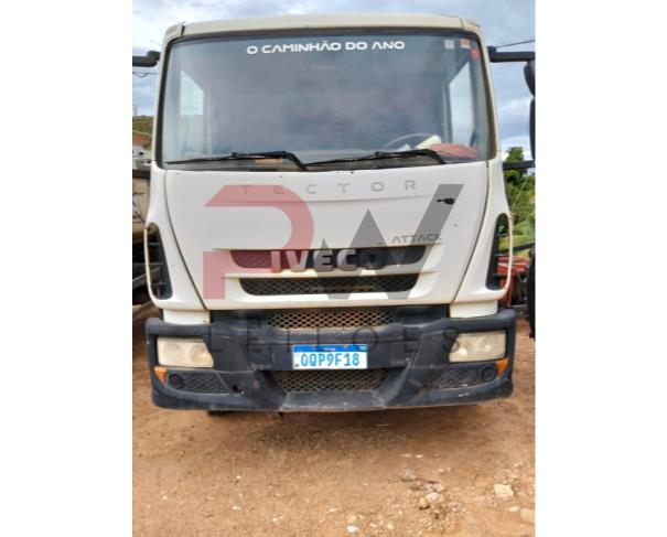 Foto de CAMINHAO IVECO/TECTOR 170E22, DIESEL, BRANCA, 2013/2013, CHASSI: 93ZA1RGH0D8923857, RENAVAM: 00559122632, NO ESTADO EM QUE SE ENCONTRA.