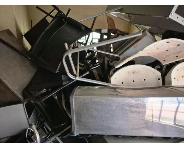 Foto de LOTE COMPOSTO POR SUCATA DE: MATERIAL HOSPITALAR, MOBILIÁRIOS, ELETRODOMÉSTICOS, CÂMARA FRIA, NO ESTADO EM QUE SE ENCONTRAM.