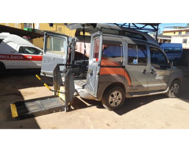 Foto de AUTOMOVEL FIAT/DOBLO ADV 1.8 FLEX, 2010/2010, ALC/GASOL, CINZA, CHASSI: 9BD119405A1067706, RENAVAM: 00231735715, NO ESTADO EM QUE SE ENCONTRA. 