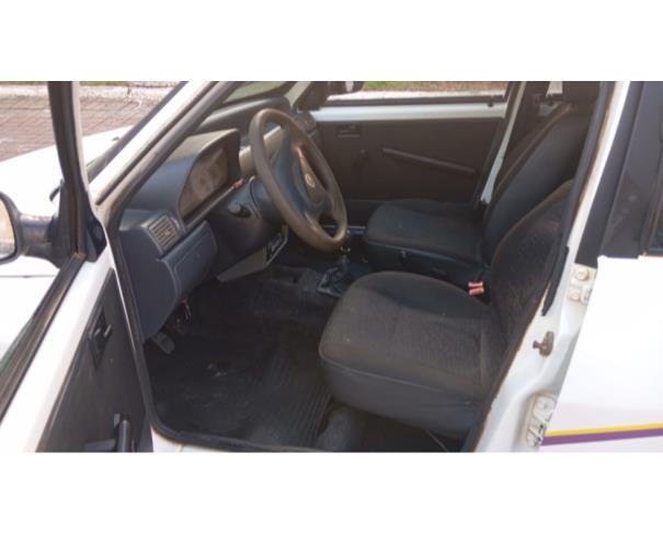 Foto de AUTOMOVEL FIAT/UNO MILLE WAY ECON, ALCOOL/GASOLINA, BRANCA, 2013/2013, CHASSI: 9BD15844AD6860476, RENAVAM: 00558896936, NO ESTADO EM QUE SE ENCONTRA.