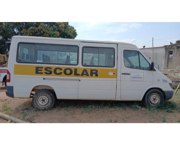 Foto de MICROONIBUS, I/M.BENZ 313CDI SPRINTERM, BRANCA, 2006/2007, DIESEL, CHASSI: 8AC9036727A953893, RENAVAM: 895901870, NO ESTADO EM QUE SE ENCONTRA.