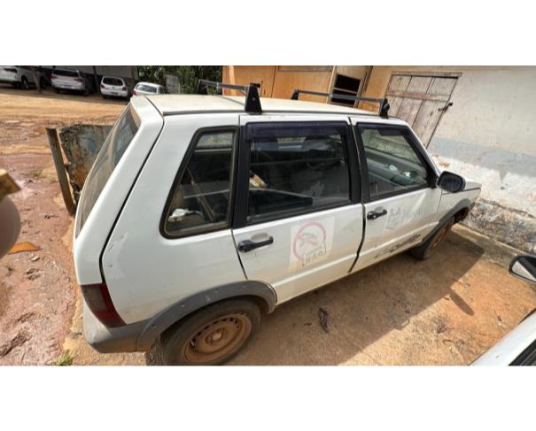 Foto de AUTOMOVEL, FIAT/UNO MILLE WAY ECON, BRANCA, 2013/2013, ALCOOL/GASOLINA, CHASSI: 9BD15844AD6845433, RENAVAM: 00542896168.