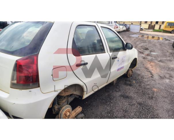 Foto de AUTOMOVEL FIAT/PALIO FIRE, 2016/2016, BRANCA, ALCOOL/GASOLINA, CHASSI: ...92613, NO ESTADO EM QUE SE ENCONTRA.