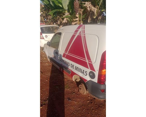 Foto de CAMIONETA I/RENAULT KGOO RONTAN AMB, ALCOOL/GASOLINA, BRANCA, 2013/2014, CHASSI: 8A1FC1415EL606193, RENAVAM: 00533929377, NO ESTADO EM QUE SE ENCONTRA. 