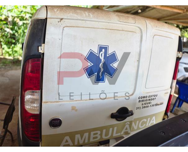 Foto de CAMINHONETE, FIAT/DOBLO 1.8 ATENA ABM, BRANCA, 2013/2013, ALCOOL/GASOLINA, NO ESTADO EM QUE SE ENCONTRA. OBS: IMPEDIMENTO ADM.DANO MEDIA MONTA E REST.ADMINISTRATIVA