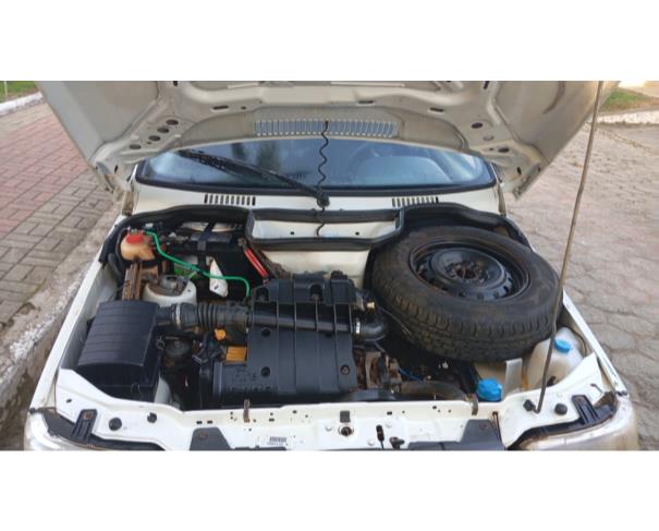 Foto de AUTOMOVEL FIAT/UNO MILLE WAY ECON, ALCOOL/GASOLINA, BRANCA, 2013/2013, CHASSI: 9BD15844AD6860476, RENAVAM: 00558896936, NO ESTADO EM QUE SE ENCONTRA.