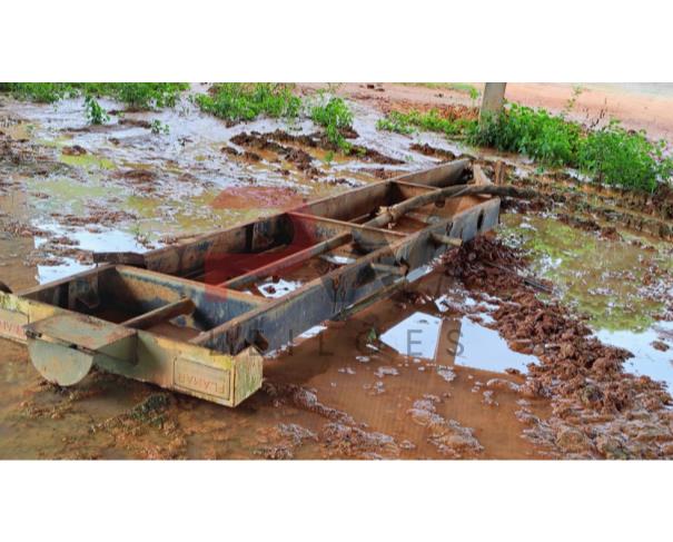 Foto de LOTE CONTENDO 01 TANQUE PIPA PARA CAMINHAO, NO ESTADO EM QUE SE ENCONTRA.