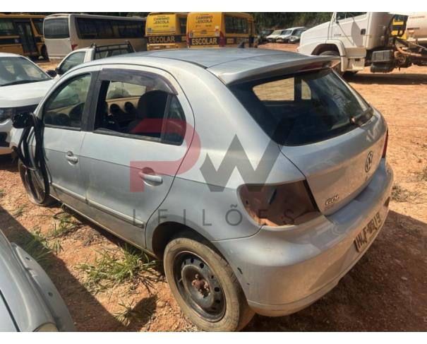 Foto de PASSAGEIRO / AUTOMOVEL VW/GOL 1.6, 2012/2013, ALC/GASOL, PRATA, PLACA HLF-8919, RENAVAM: 00462187918, CHASSI: 9BWAB05U3DT031215, NO ESTADO EM QUE SE ENCONTRA.