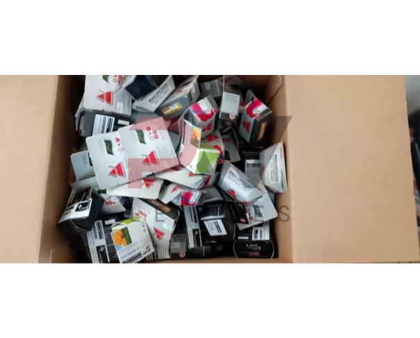 Foto de LOTE CONTENDO DIVERSOS EQUIPAMENTOS ELETRÔNICOS, TAIS COMO TELEVISORES, IMPRESSORAS, MONITORES DE VÍDEO, GABINETES DE COMPUTADORES, NOTEBOOKS, LAPTOPS, NOBREAKS, ESTABILIZADORES DE ENERGIA, TONERS E REFIS DE IMPRESSORAS, NO ESTADO EM QUE SE ENCONTRAM.
