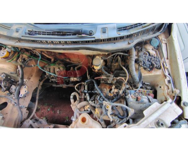 Foto de FIAT/UNO VIVACE 1.0, ALCOOL/GASOLINA, BRANCA, 2014/2014, CHASSI: 9BD195152E0600165, RENAVAM: 1013797423, NO ESTADO EM QUE SE ENCONTRA.