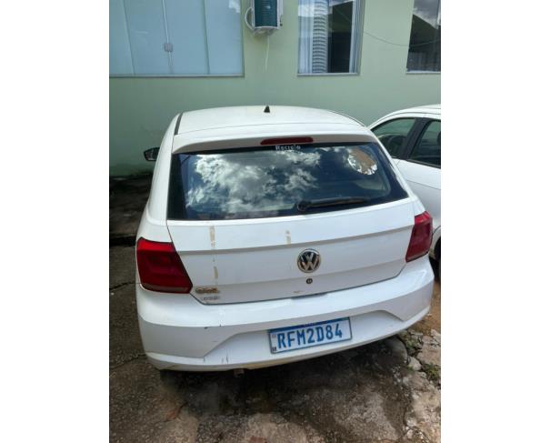 Foto de AUTOMOVEL, VW/GOL 1.0L MC4, BRANCA, 2020/2021, ALCOOL/GASOLINA, CHASSI: 9BWAG45U2MT044563, RENAVAM: 01237426623.