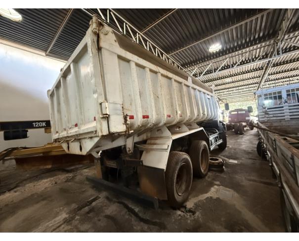 Foto de CAMINHAO FORD/CARGO 2629 6X4, DIESEL, BRANCA, 2014/2015, CHASSI: 9BFZEANE8FBS76027, RENAVAM: 01028970541, NO ESTADO EM QUE SE ENCONTRA.