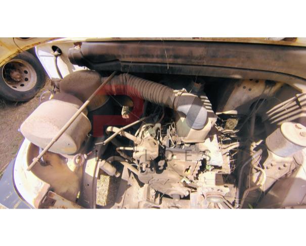 Foto de CARGA / CAMINHAO M.B./M.BENZ L 1113, 1985/1985, DIESEL, BRANCA, CHASSI: 34404312666224, RENAVAM: 00248285149, NO ESTADO EM QUE SE ENCONTRA. MOTOR AVARIADO. CHASSI SEM IMPLEMENTO. ESTA SEM O EIXO TRASEIRO E SEM AS RODAS TRASEIRAS.