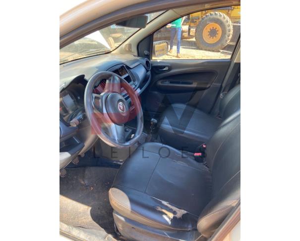 Foto de PAS/AUTOMOVEL FIAT/UNO ATTRACTIVE 1.0, ALCOOL/GASOLINA, ANO/MOD 2020/2021, COR BRANCA, NO ESTADO EM QUE SE ENCONTRA.