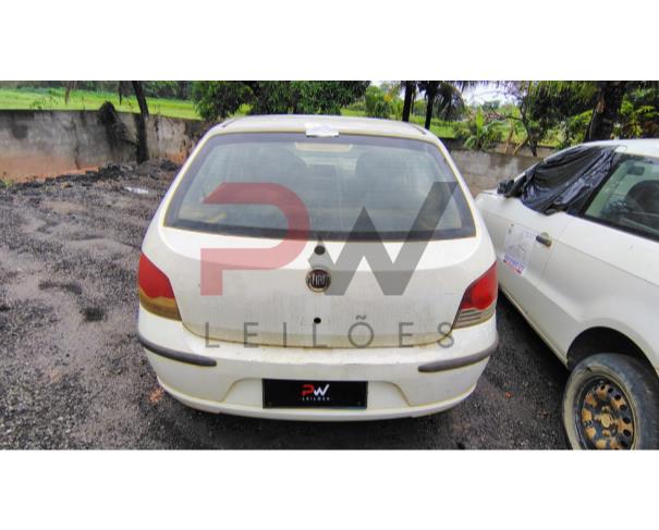 Foto de AUTOMOVEL FIAT/PALIO ATTRACTIV 1.4, 2011/2011, BRANCA, ALCOOL/GASOLINA, CHASSI: ...27871, NO ESTADO EM QUE SE ENCONTRA.