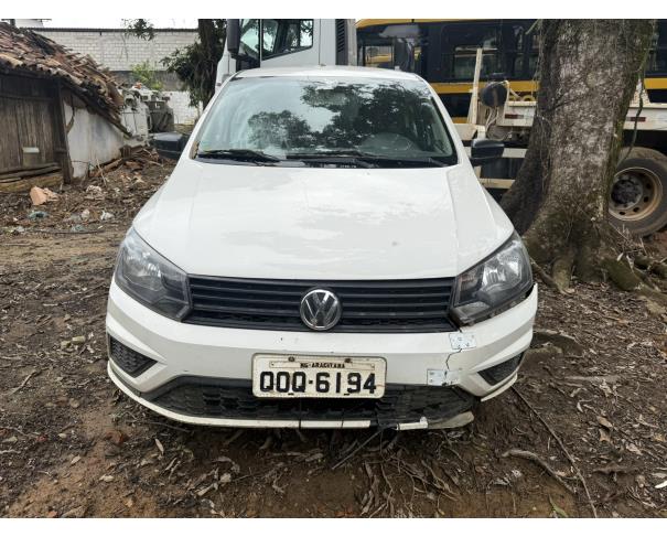 Foto de AUTOMOVEL  VW/GOL 1.0L MC4, ALCOOL/GASOLINA, BRANCA, 2018/2019, CHASSI: 9BWAG45U1KT008327, RENAVAM: 01157480877, NO ESTADO EM QUE SE ENCONTRA.