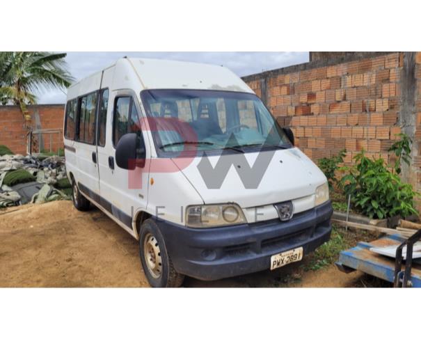 Foto de PASSAGEIRO / MICROONIBUS PEUGEOT/BOXER M350LH 2.3, DIESEL, BRANCA, 2015/2016, PLACA PWX-2891, CHASSI: 936ZCWMMCG2155580, RENAVAM: 01068363034, NO ESTADO EM QUE SE ENCONTRA. 